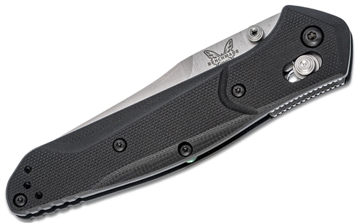 Continuing the tradition of the perfect every day carry knife, the